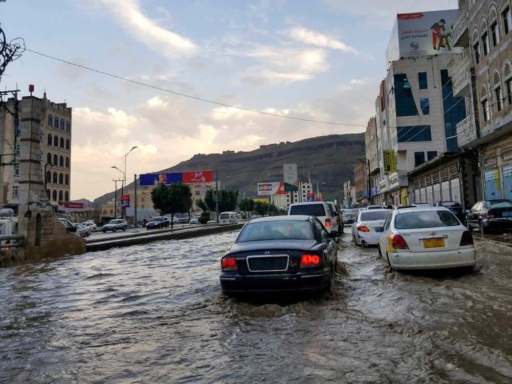 الأرصاد اليمني يتوقع استمرار هطول الأمطار الرعدية على معظم مناطق البلاد