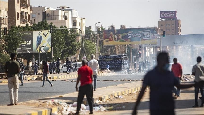 السودان.. سقوط قتيل بالرصاص الحي خلال مظاهرات في أم درمان