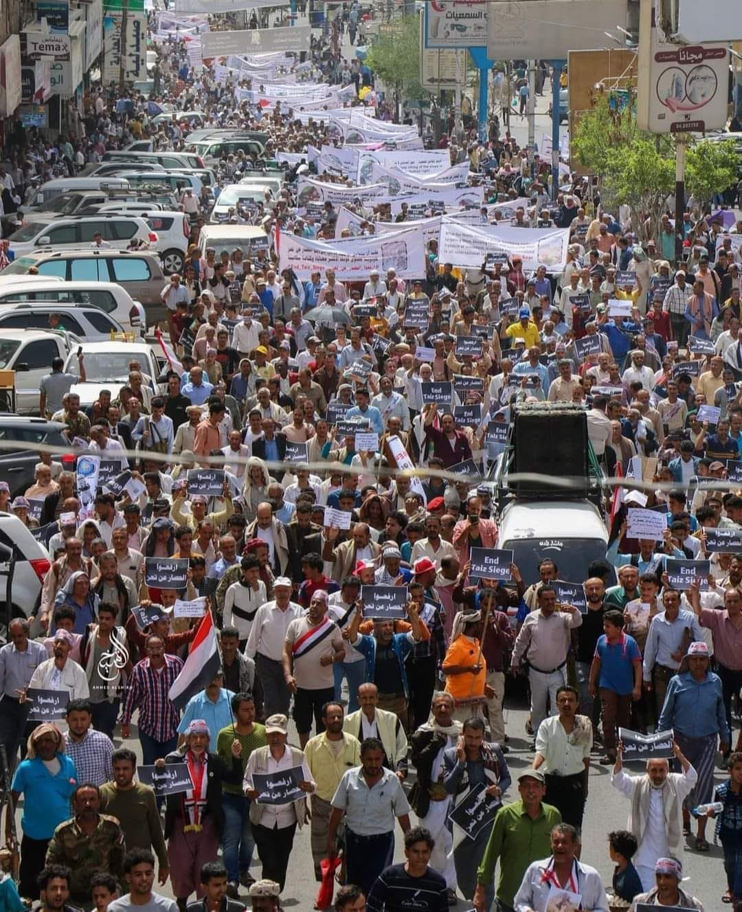 لا معلومات حول نتائج محاولة المبعوث الأممي إقناع الحوثيين بفتح طرق تعز يمن مونيتور