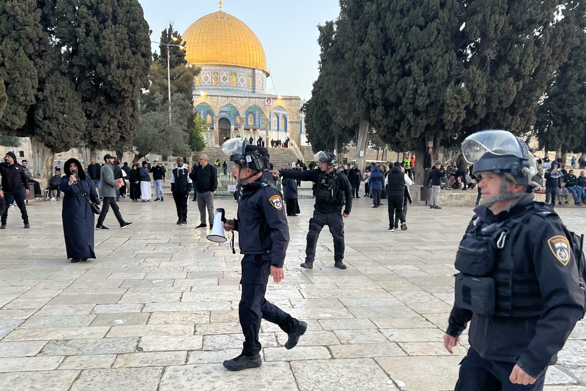 اليمن يدين اقتحام “الأقصى” ويدعو الاحتلال لوقف التصعيد المتكرر