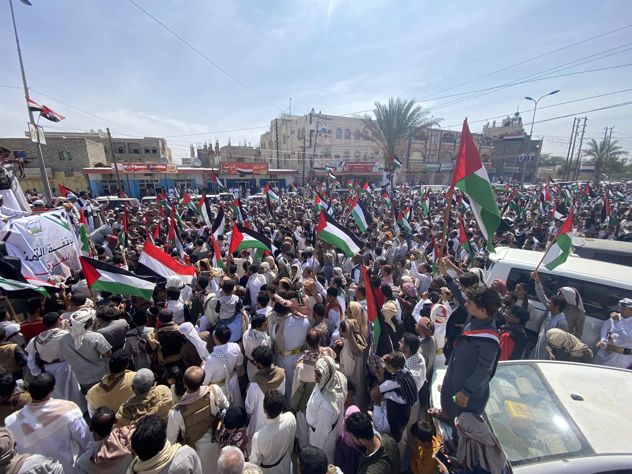 مظاهرات جديدة في مُدن يمنية للتنديد بالحرب والمجازر الإسرائيلية في غزة