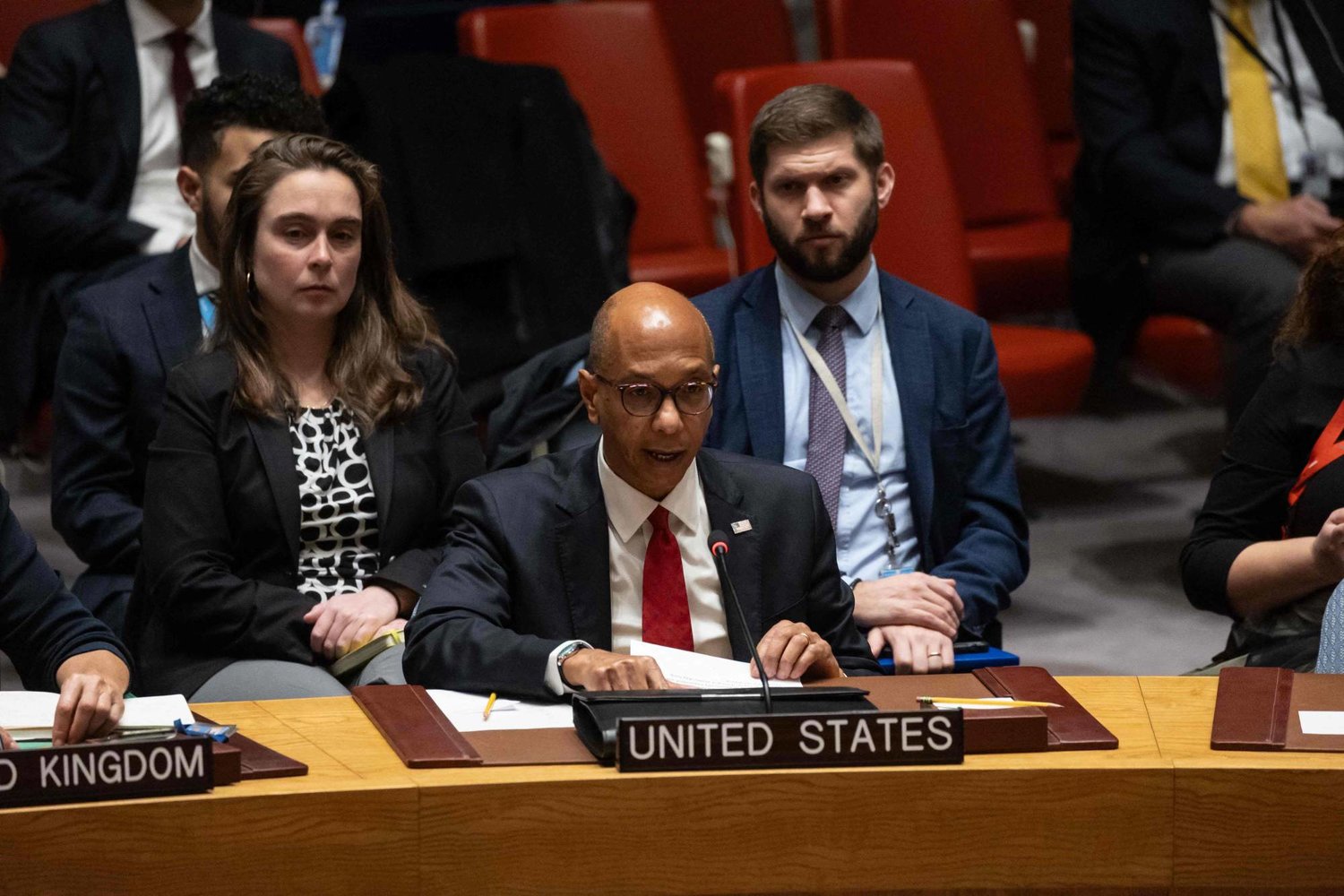 الولايات المتحدة: انتهى وقت تقديم الأعذار للحوثيين