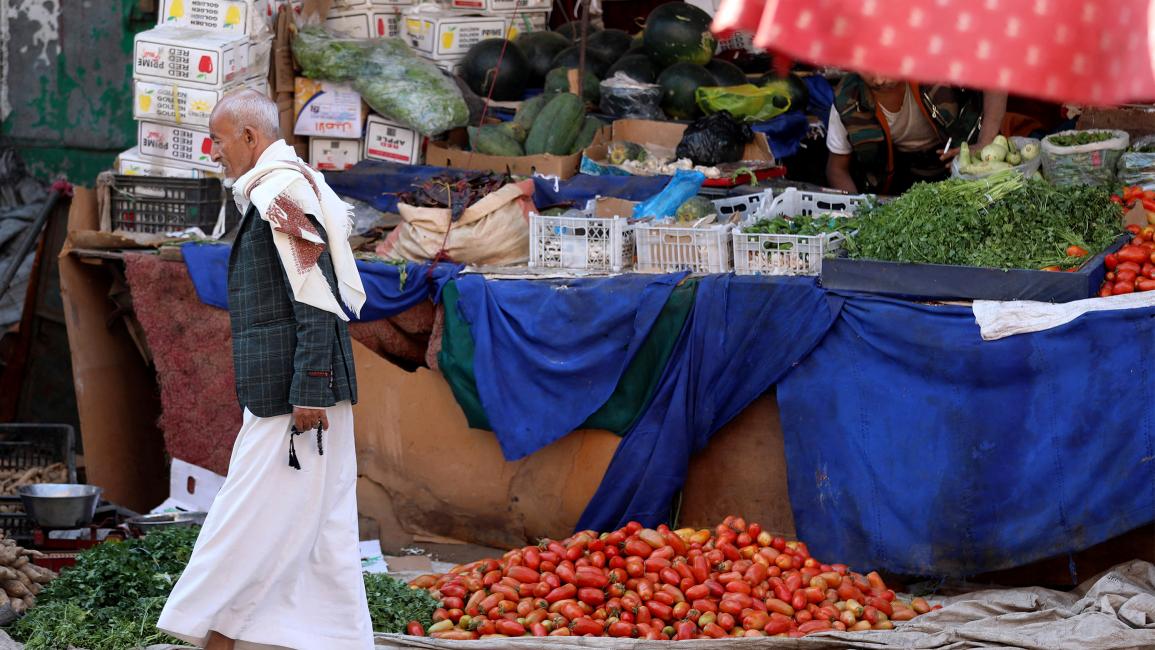 صحيفة: الاستيراد من الأردن يخفض أسعار الطماطم